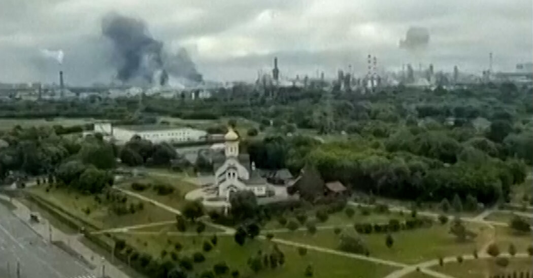 Moscow refinery smoke