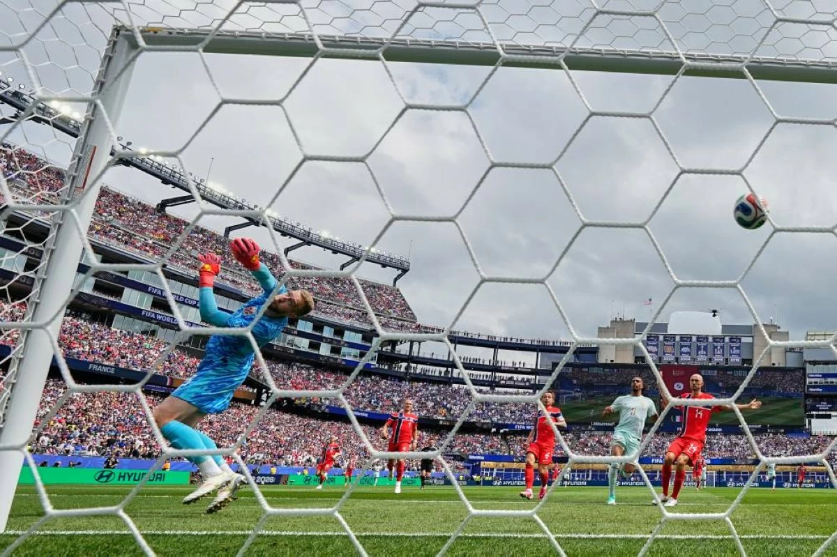 World Cup record attendance