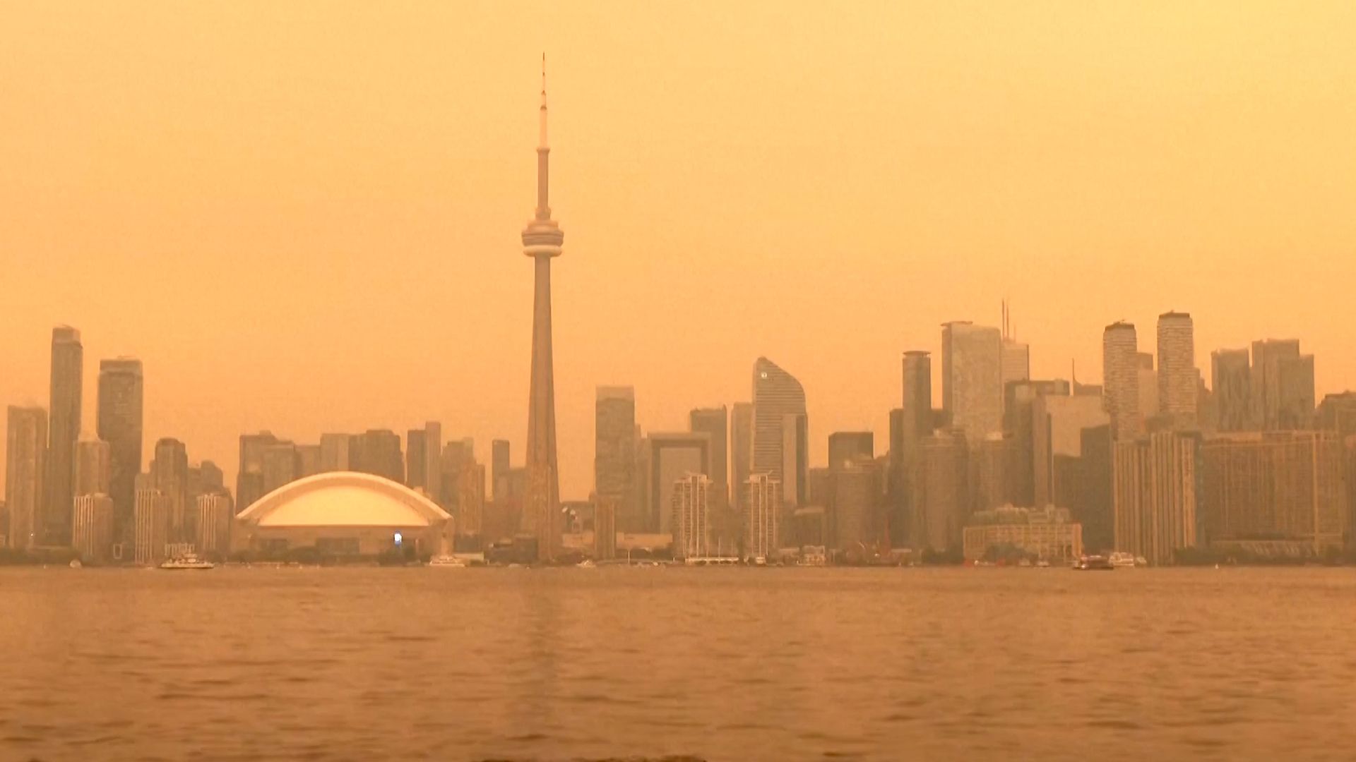 Toronto skyline shrouded in wildfire smoke