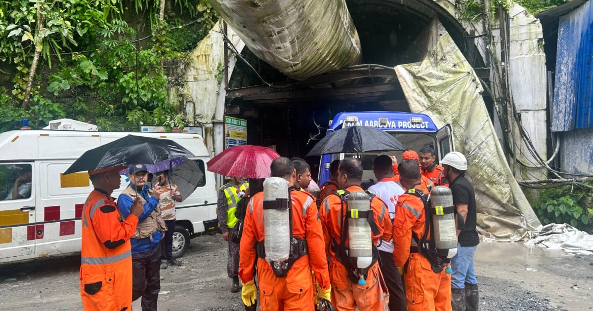 Rescue workers at the collapsed Indian hydropower tunnel