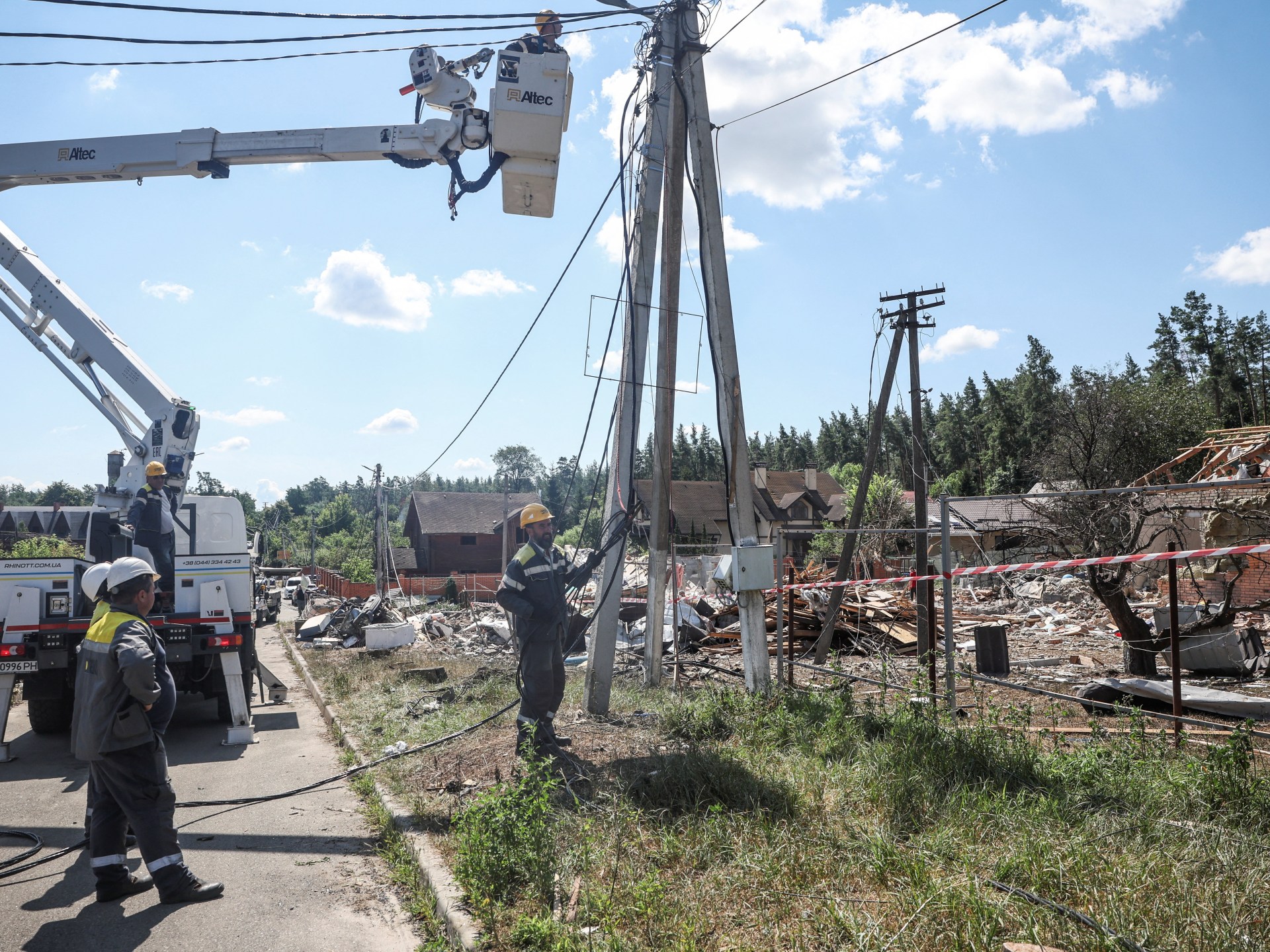 Deadly strikes in Ukraine and Russian-held territory