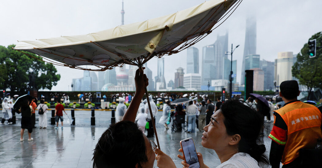 Typhoon Dolphin makes landfall in China