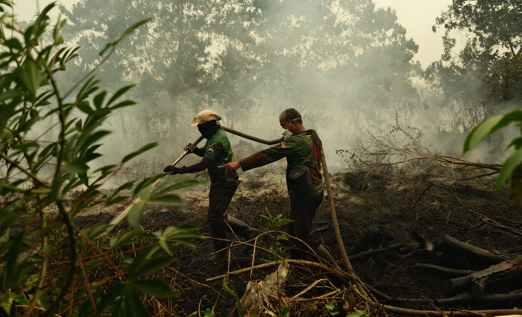 Thick smoke and ash blanket West Kalimantan region