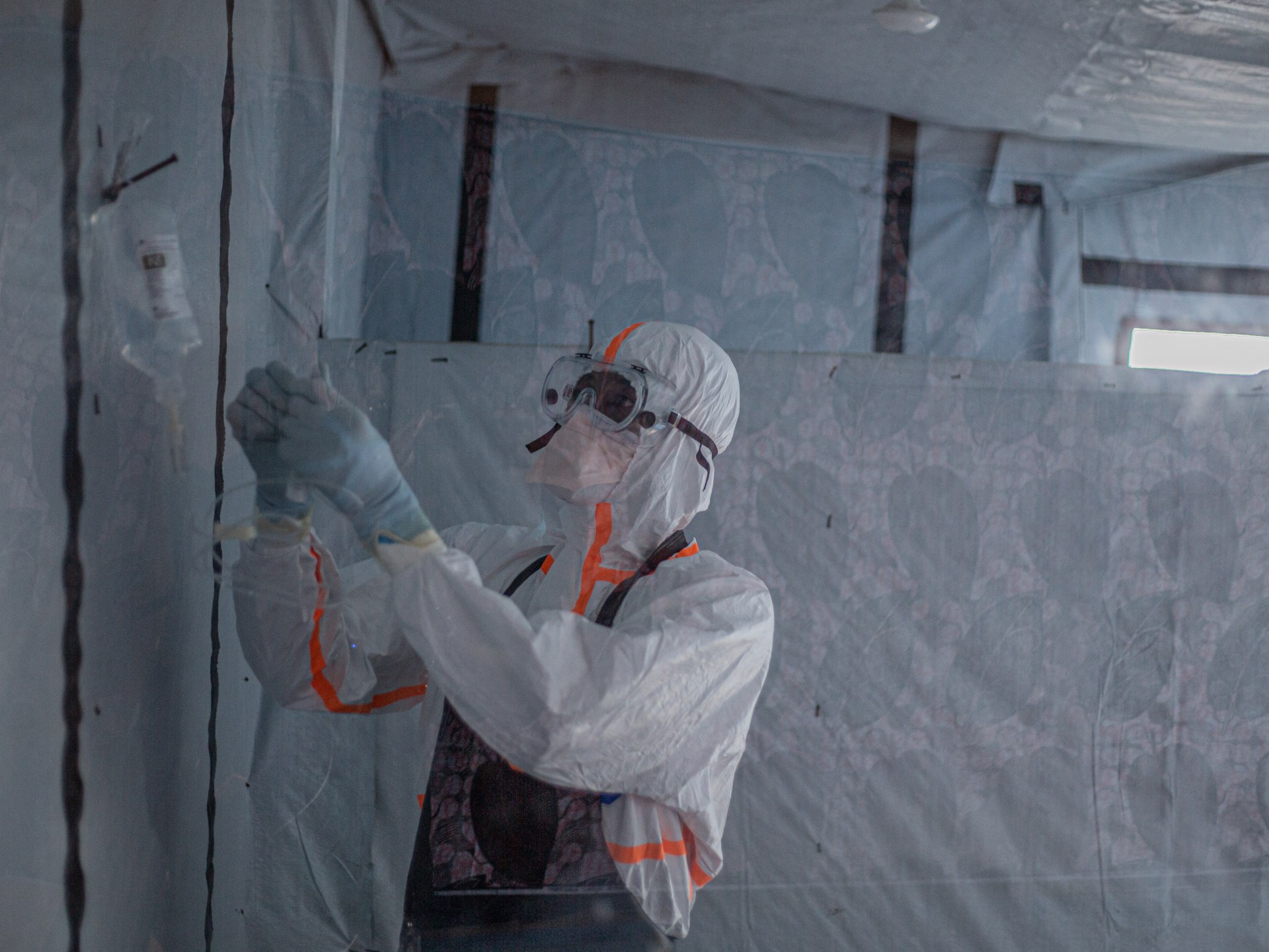 Ebola vaccination effort