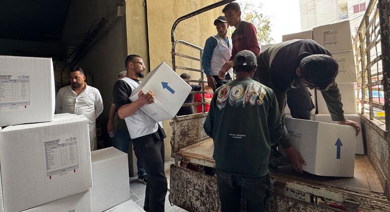 UNIFIL peacekeepers monitoring Lebanon-Israel border