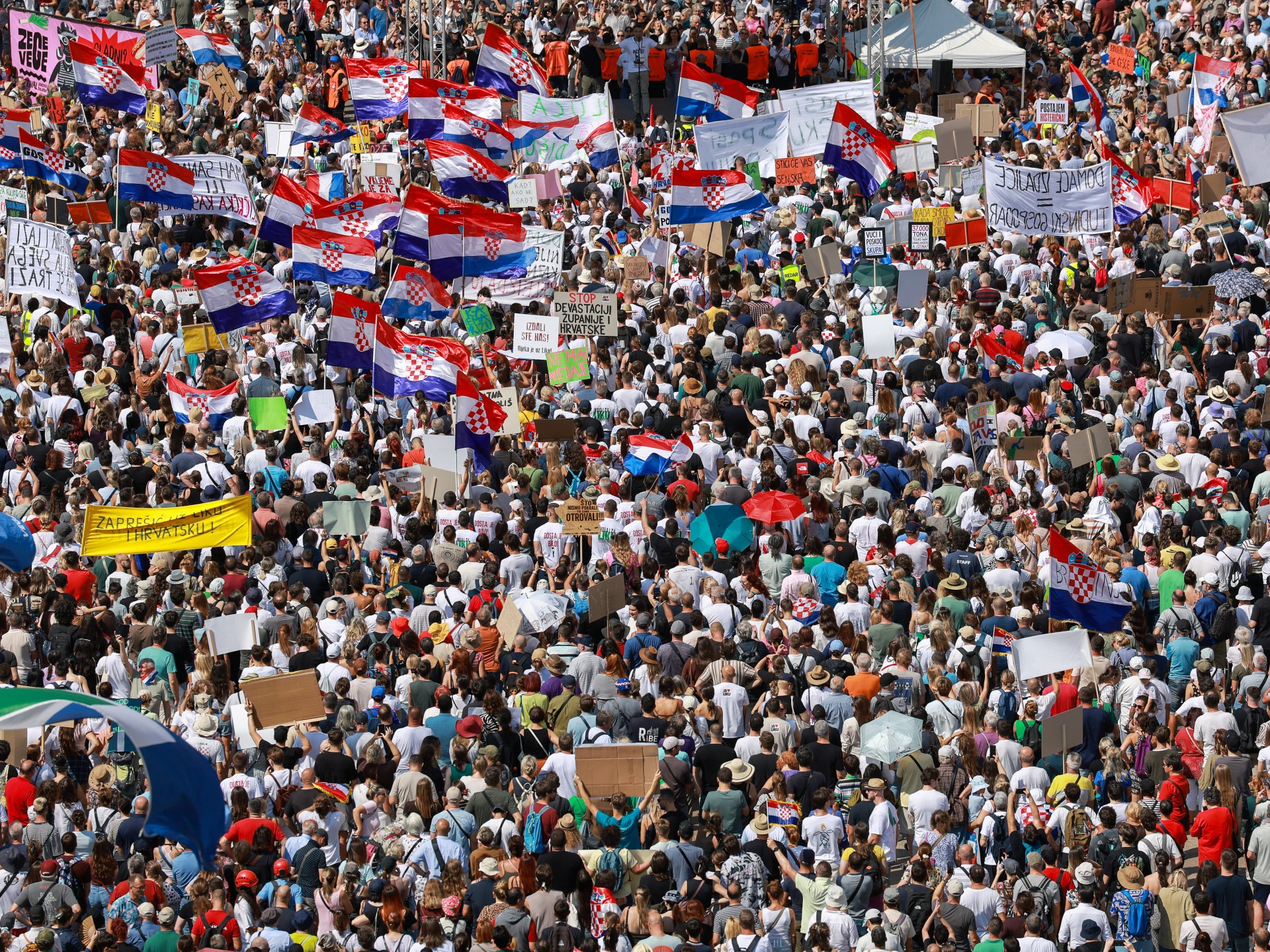 Thousands march in Zagreb demanding toxic waste cleanup