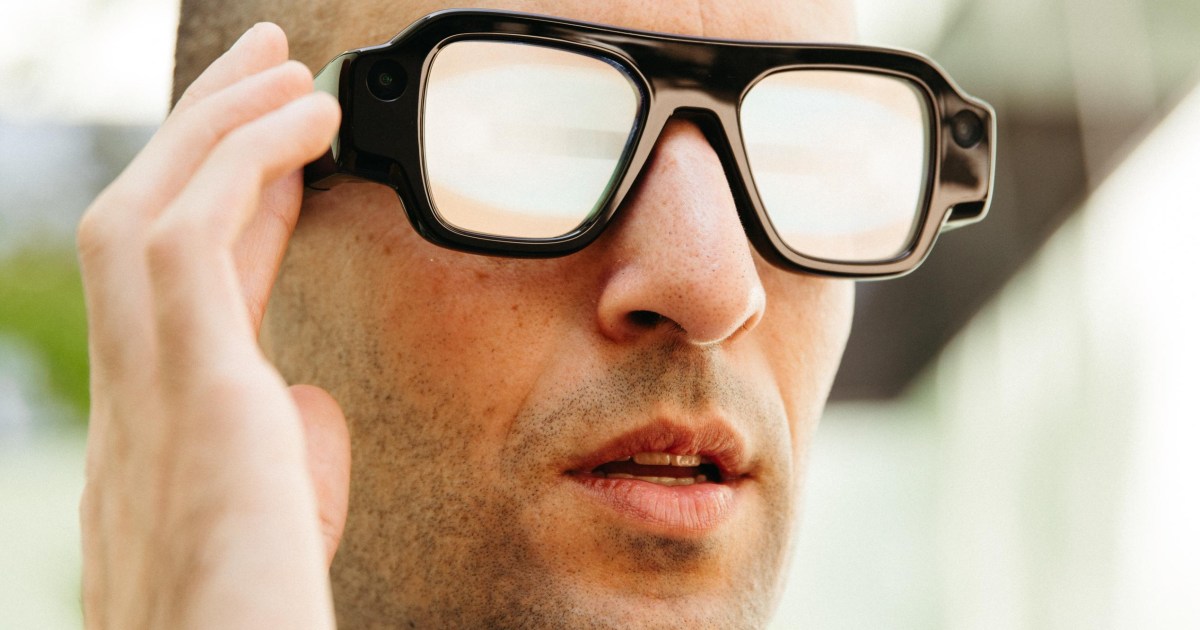 Snap Specs augmented reality glasses