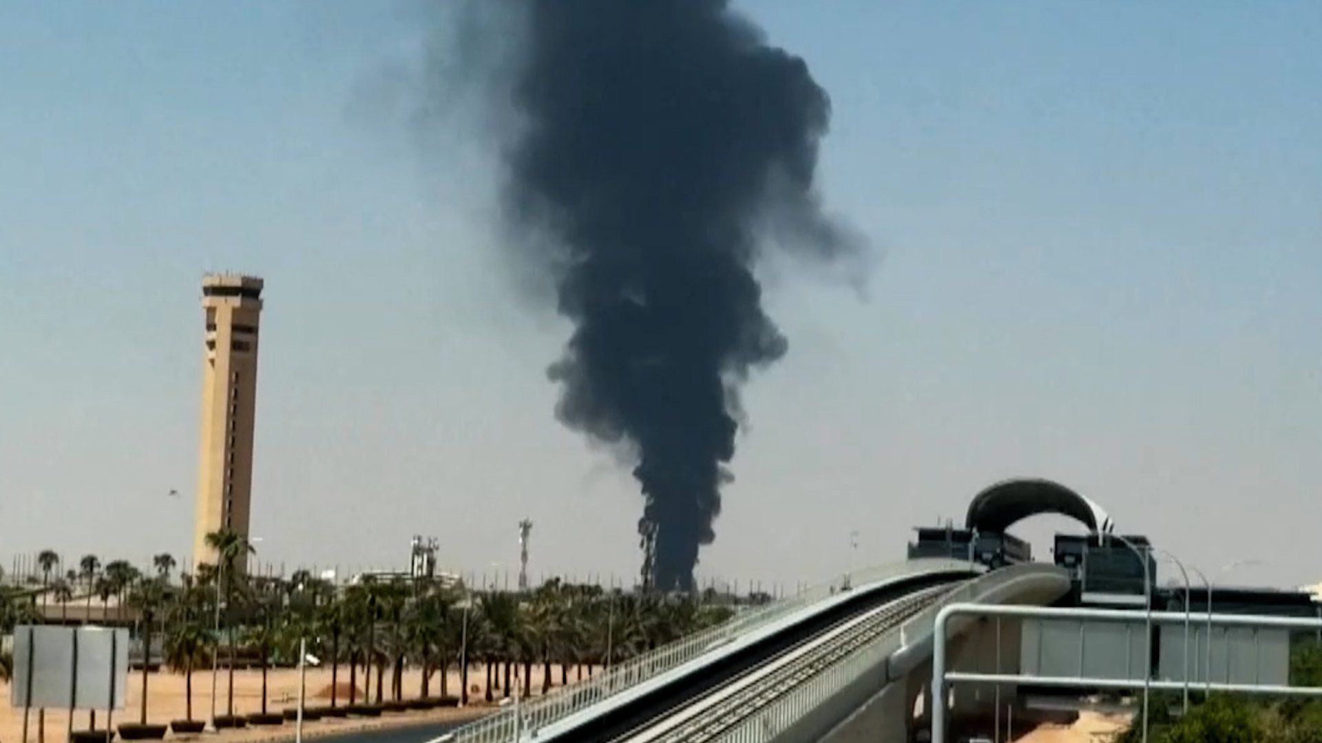 Saudi Arabia prepares military response to Yemen-based Houthi attacks