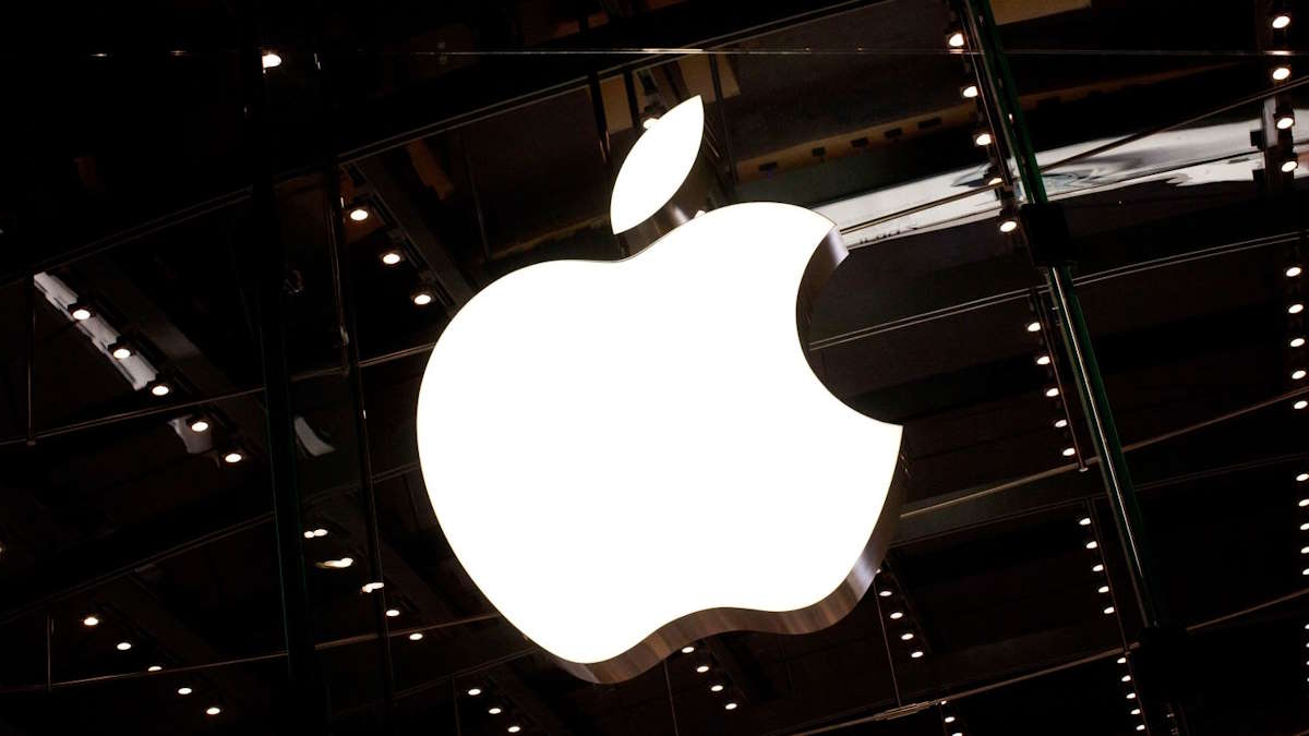 Apple AI infrastructure