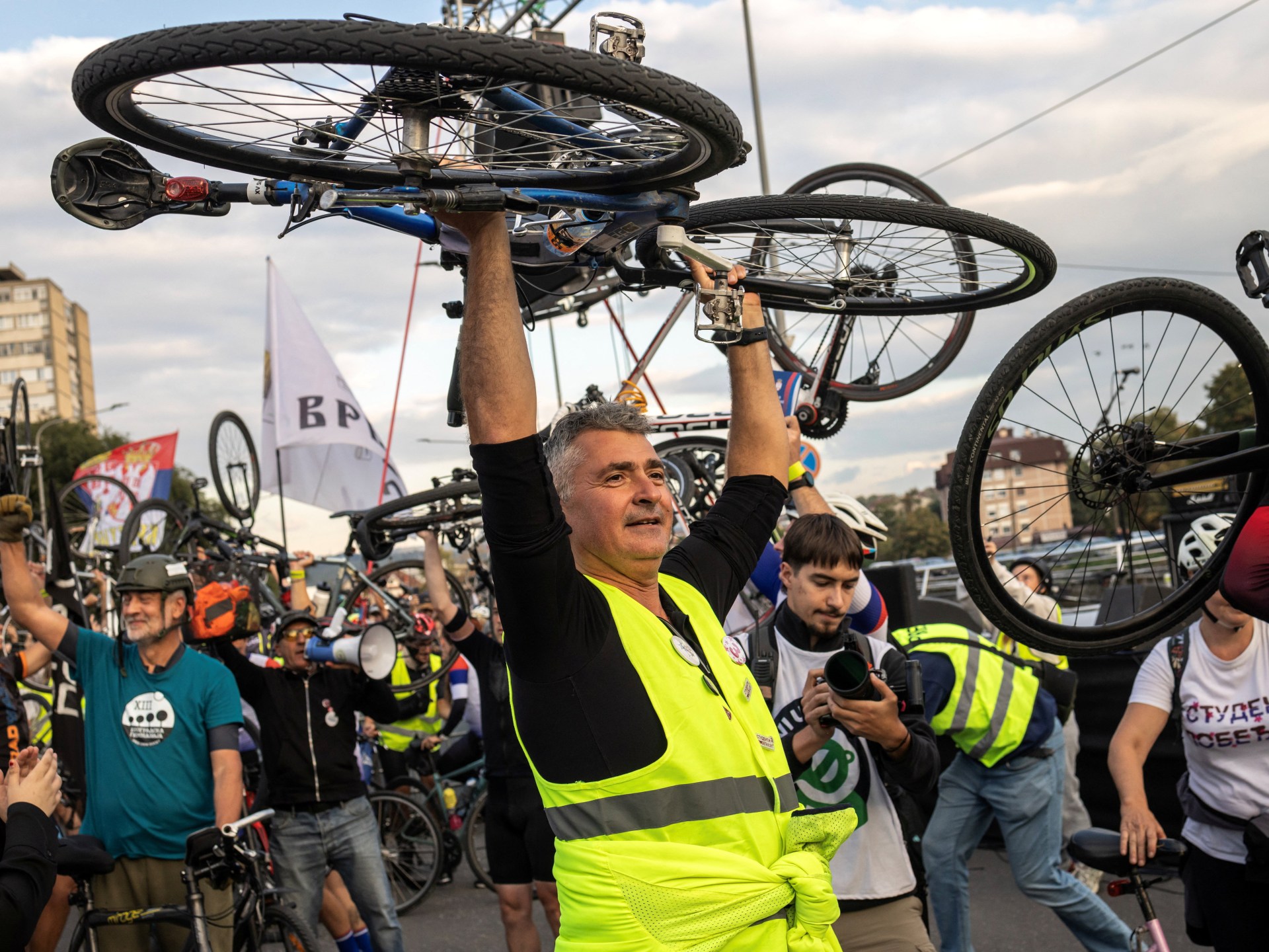Vučić supporters at snap election rally in Serbia