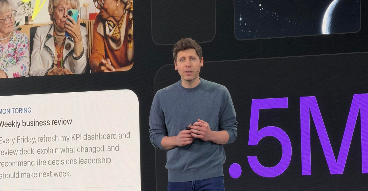 AI agent hardware devices display
