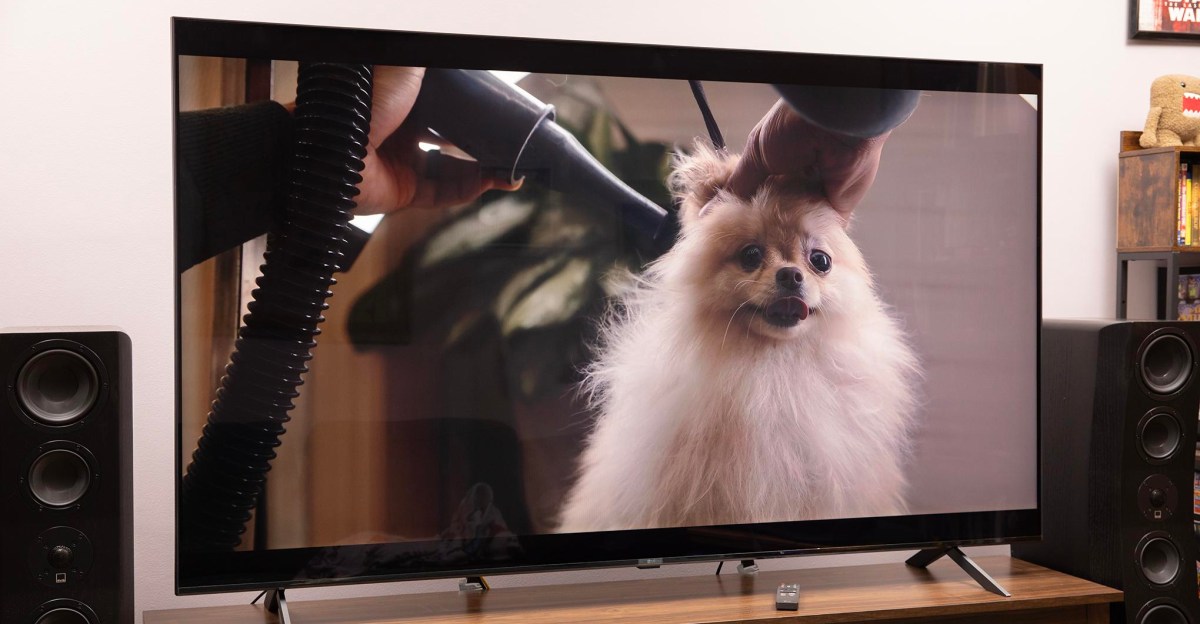 LG MRGB95B RGB LED TV