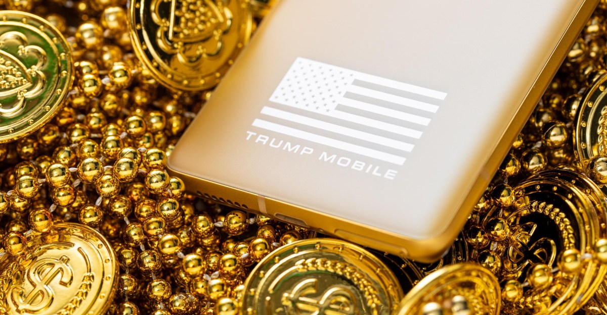 Trump Mobile data breach