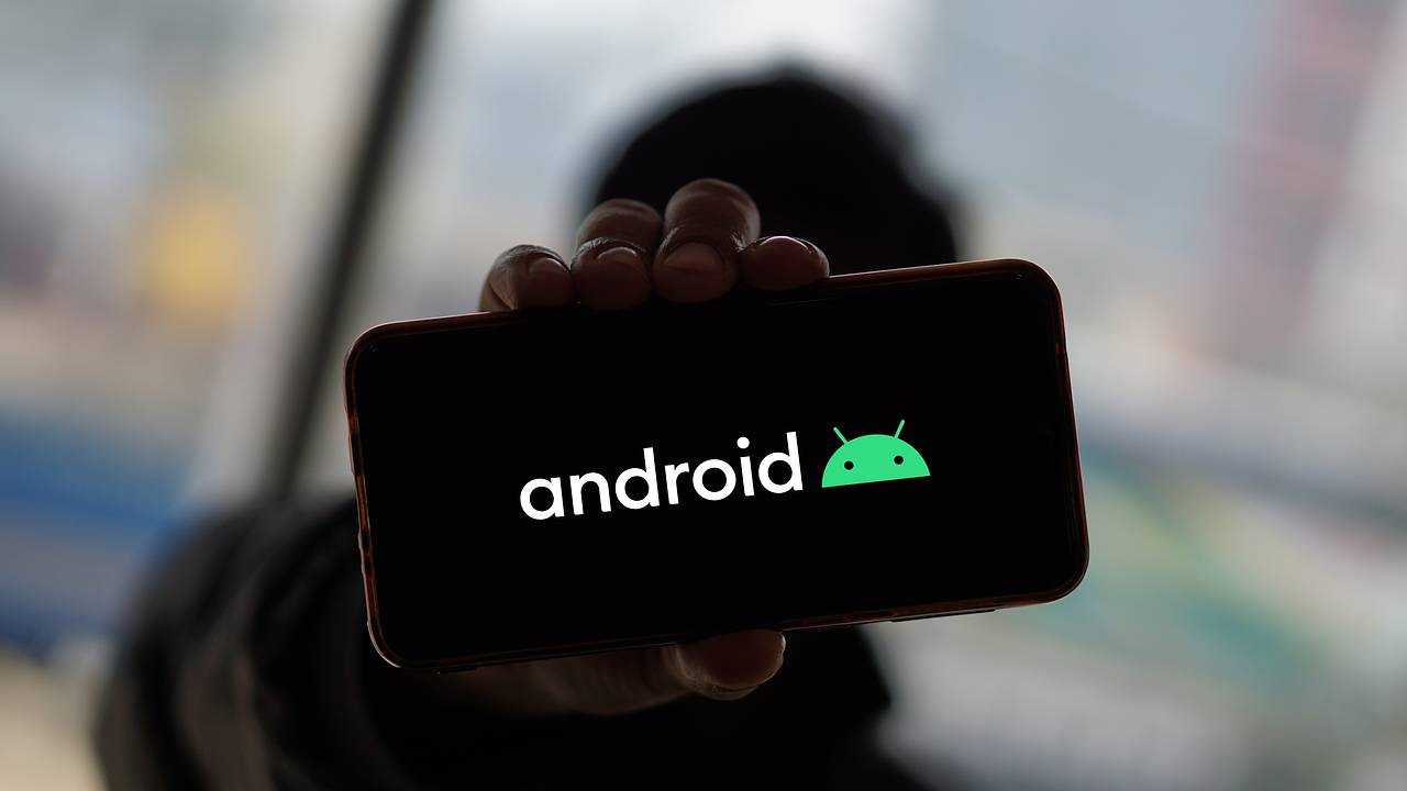 Android privacy with AI