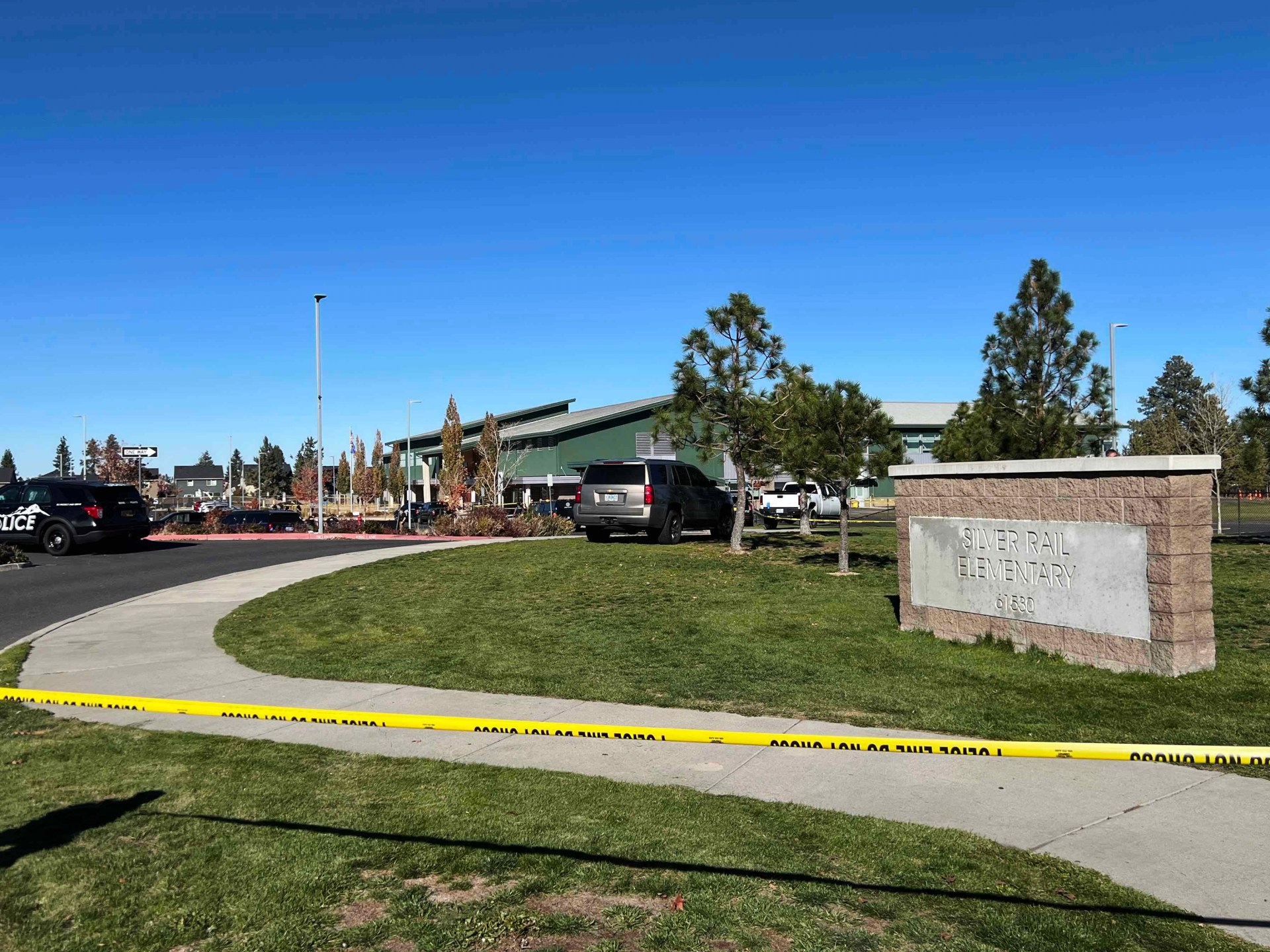 Oregon school shooting scene
