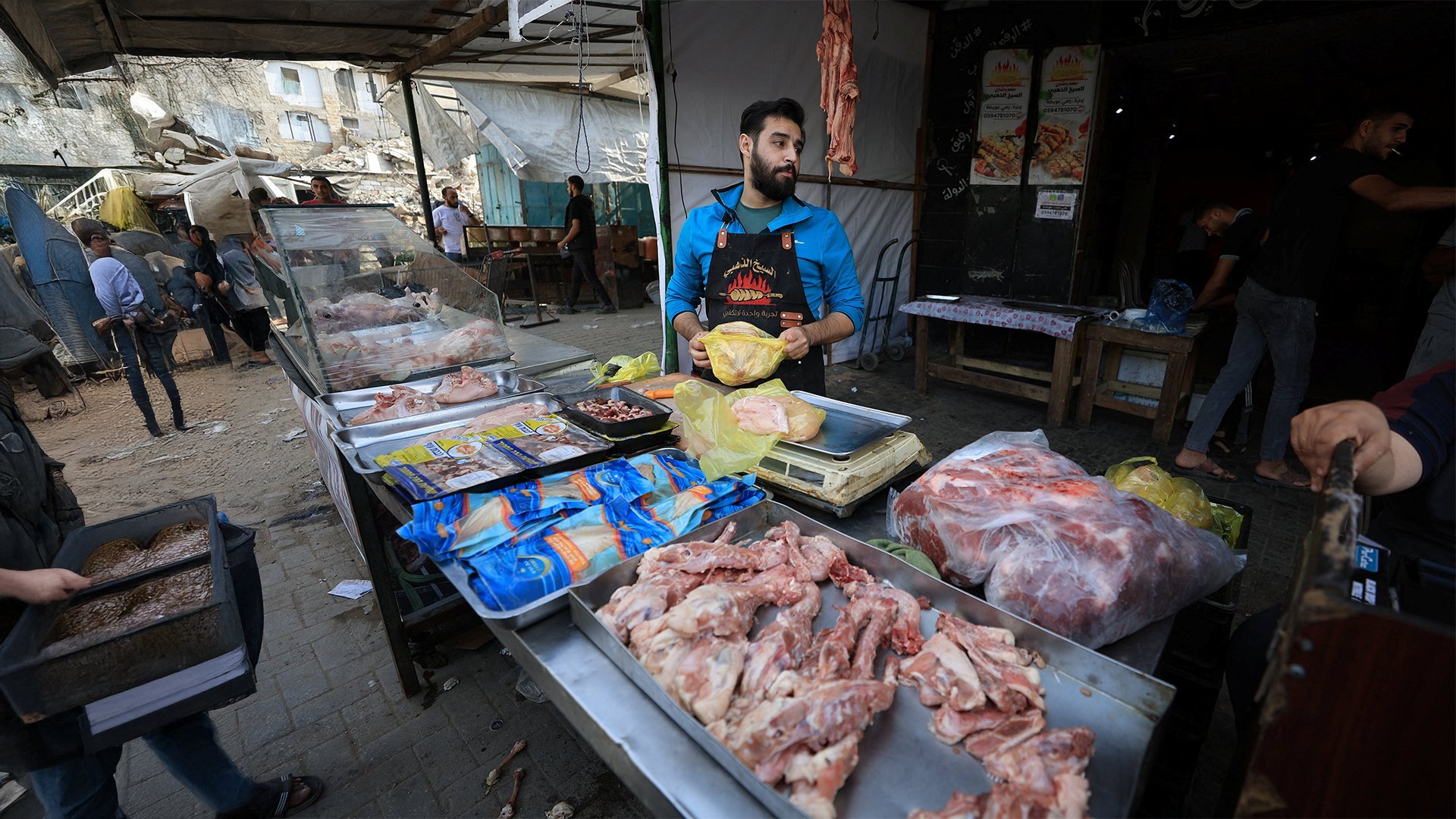 Gaza market showing food shortages and economic hardship
